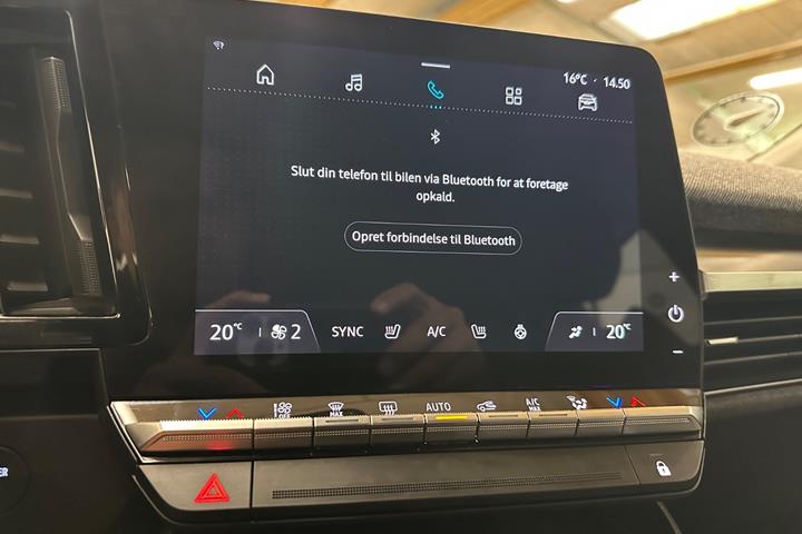Hvid Renault Megane E-Tech fra 2024