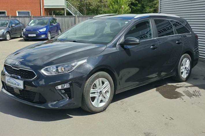 Sort Kia Ceed fra 2021