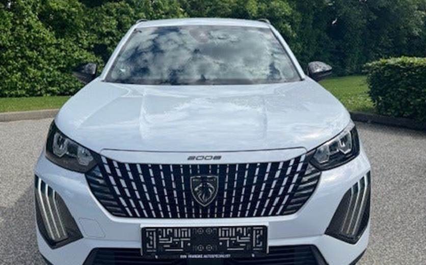Peugeot 2008 1,2 PureTech 130 Allure