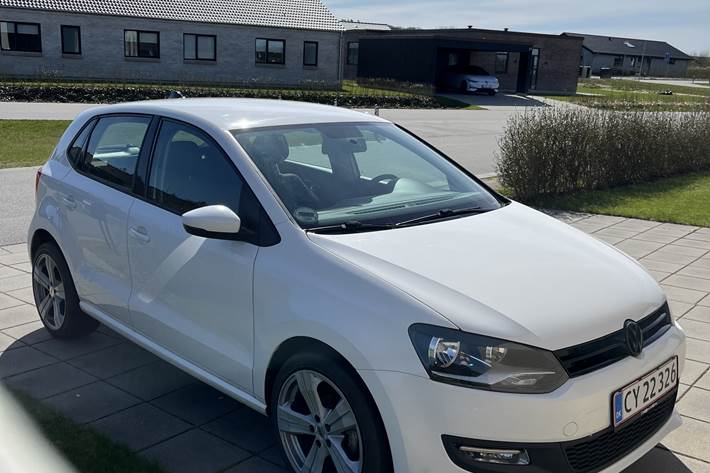 Hvid VW Polo fra 2014