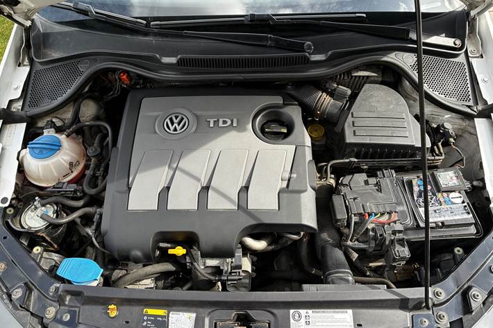 Hvid VW Polo fra 2014