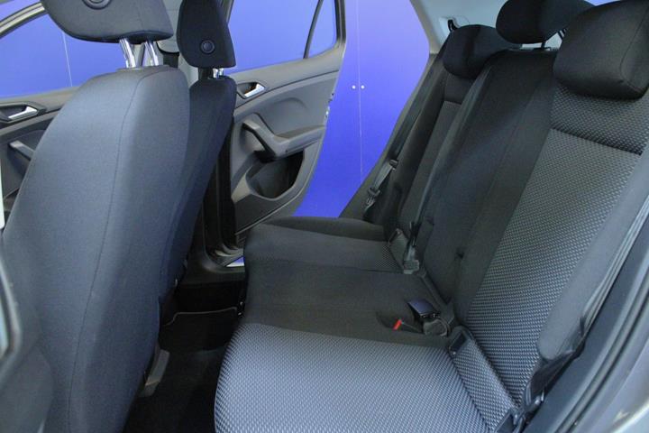 Grå VW T-Cross fra 2021