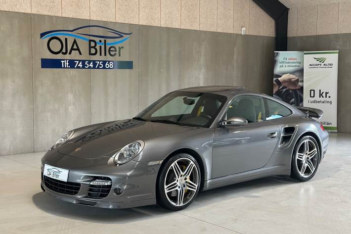 Grå Porsche 911 Turbo fra 2008