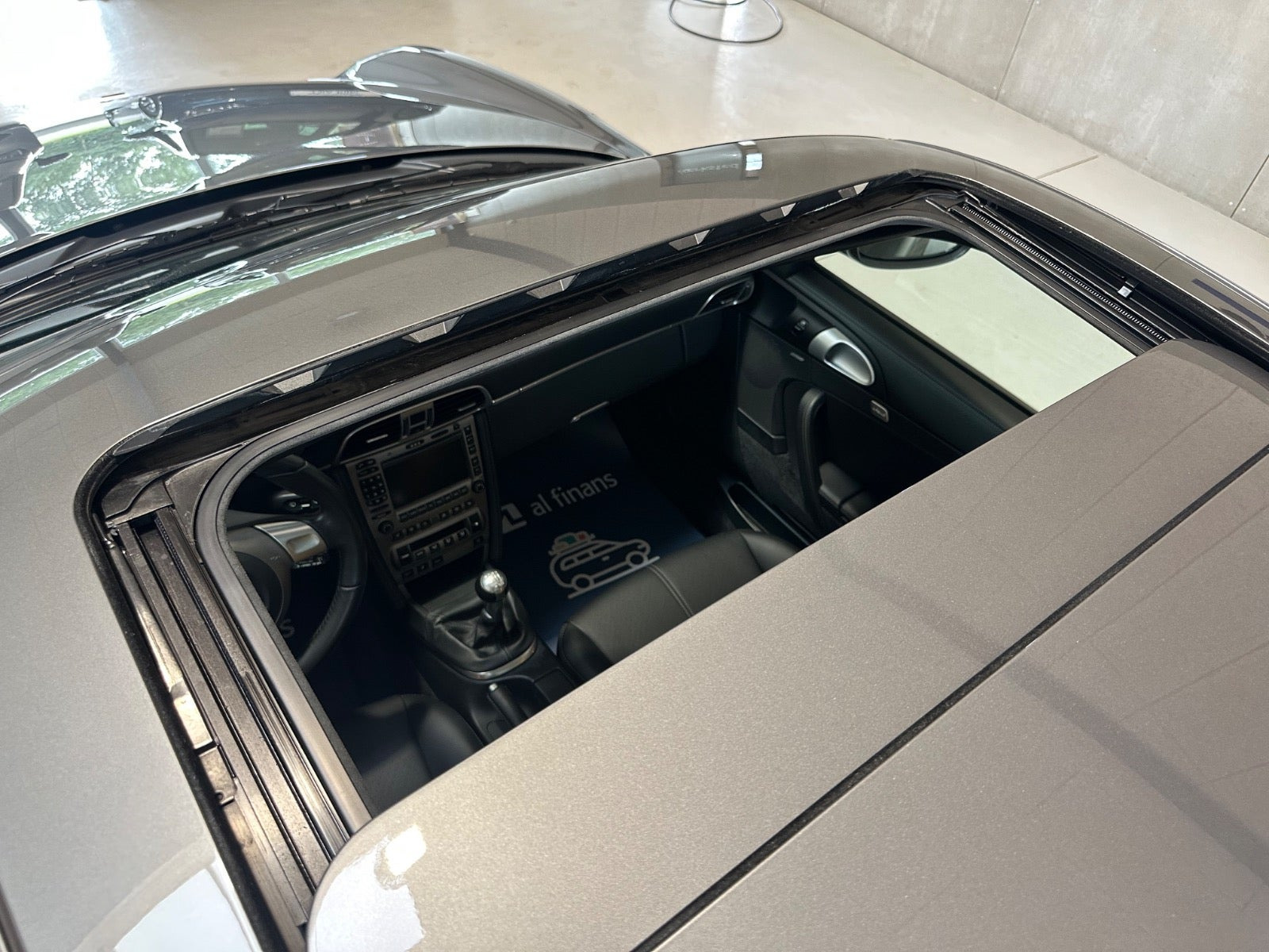 Grå Porsche 911 Turbo fra 2008