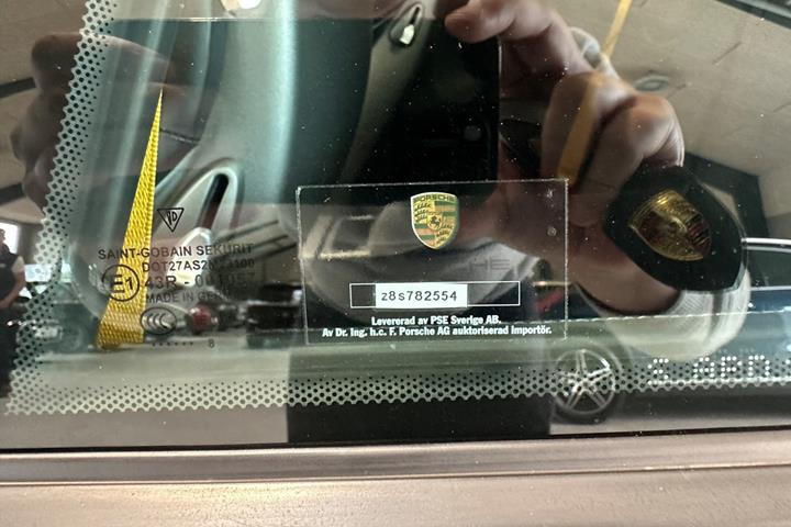 Grå Porsche 911 Turbo fra 2008
