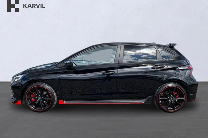 Sort Hyundai i20 fra 2023