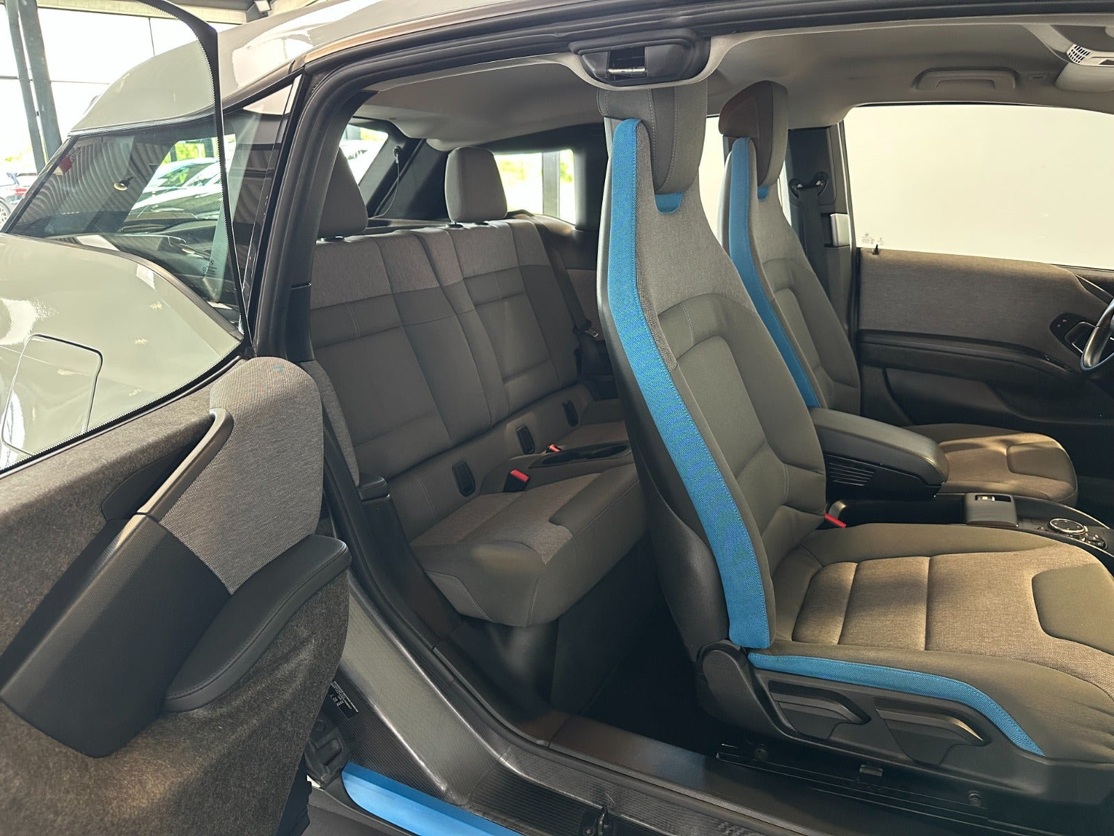 Hvid BMW i3 fra 2015