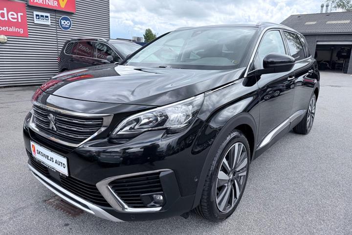Sort Peugeot 5008 fra 2018