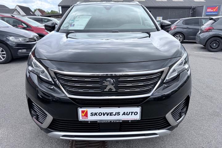 Sort Peugeot 5008 fra 2018
