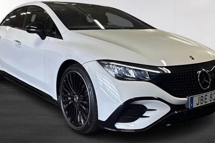 Hvid Mercedes EQE350+ fra 2025