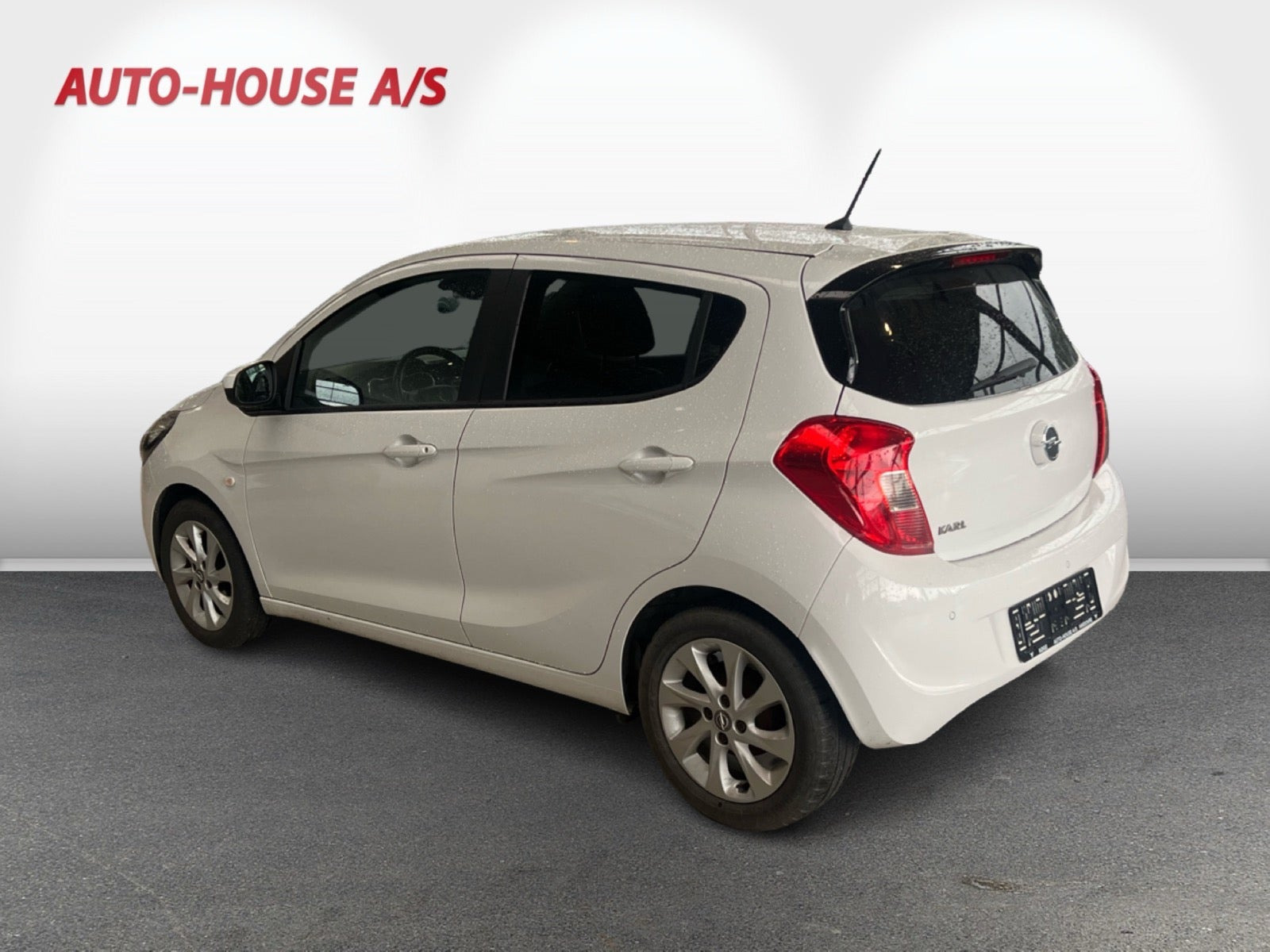 Hvid Opel Karl fra 2016