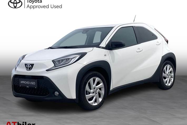 Hvid Toyota Aygo X fra 2025