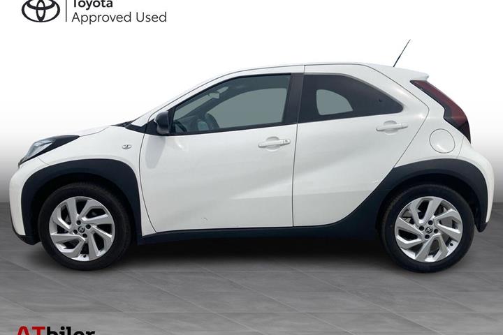 Hvid Toyota Aygo X fra 2025