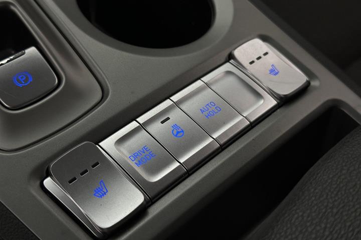 Hvid Hyundai Kona fra 2022