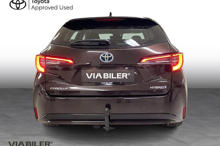 Brun Toyota Corolla fra 2019