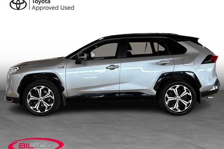 Sølv Toyota RAV4 Plug-in fra 2021