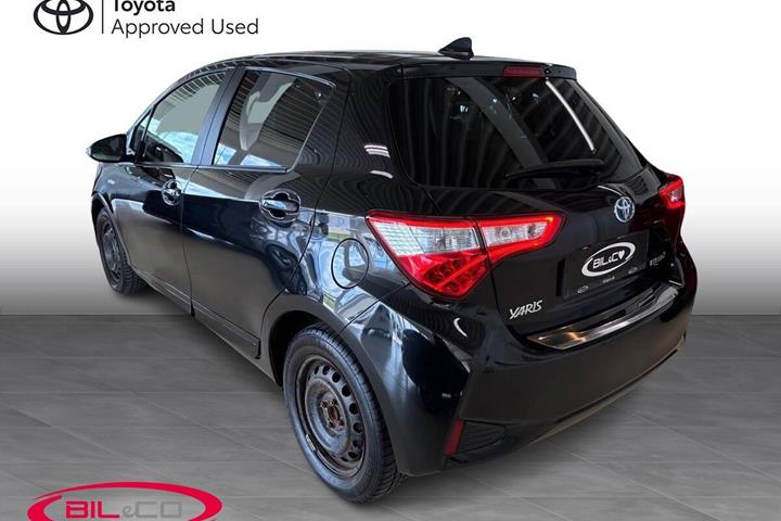 Sort Toyota Yaris fra 2019