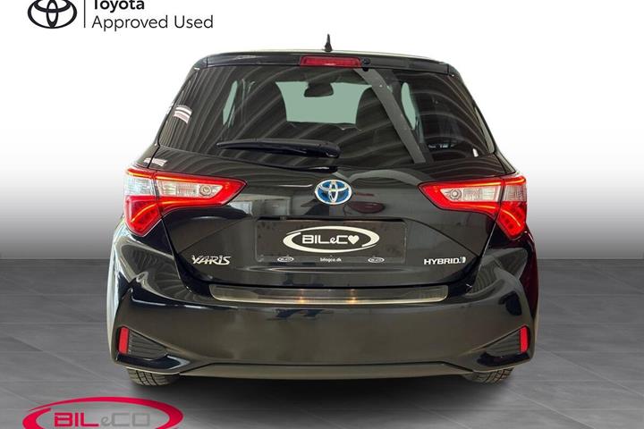 Sort Toyota Yaris fra 2019