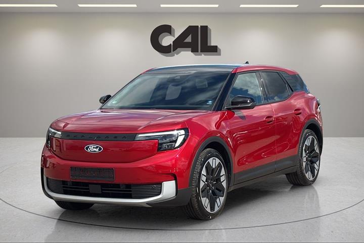 Rød Ford Explorer fra 2025 set udefra
