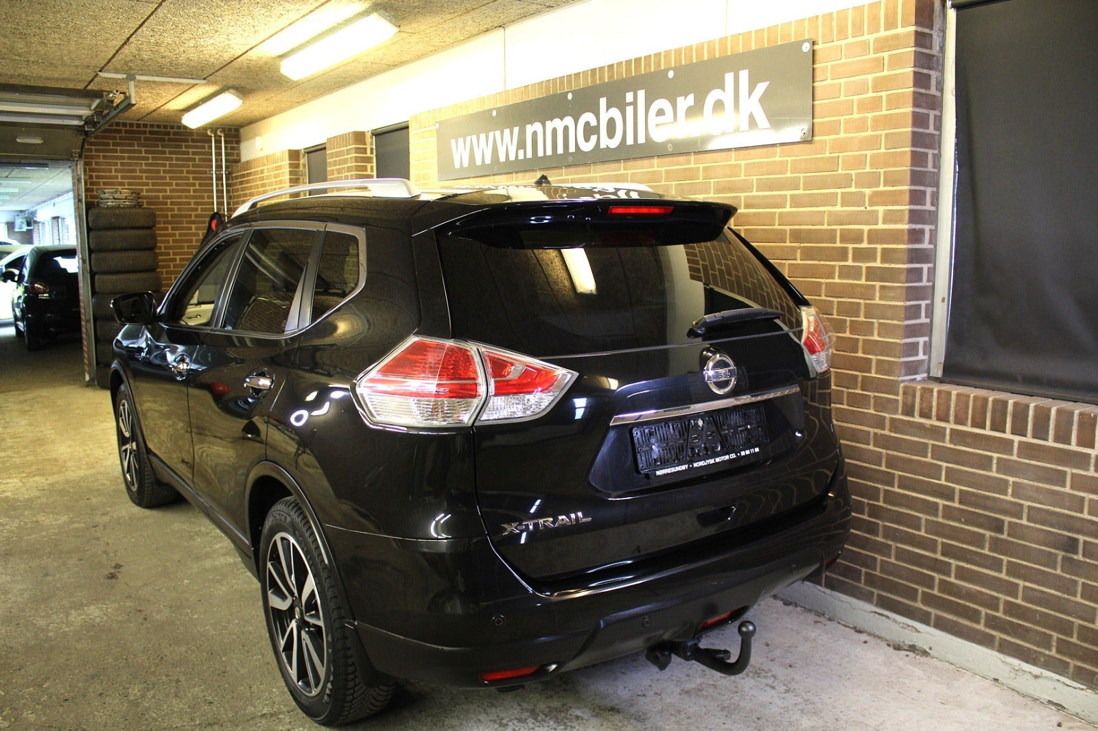 Sort Nissan X-Trail fra 2017