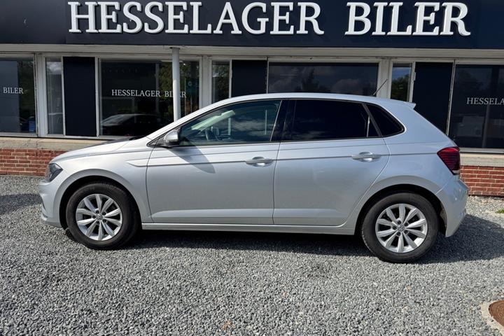 Sølv VW Polo fra 2018