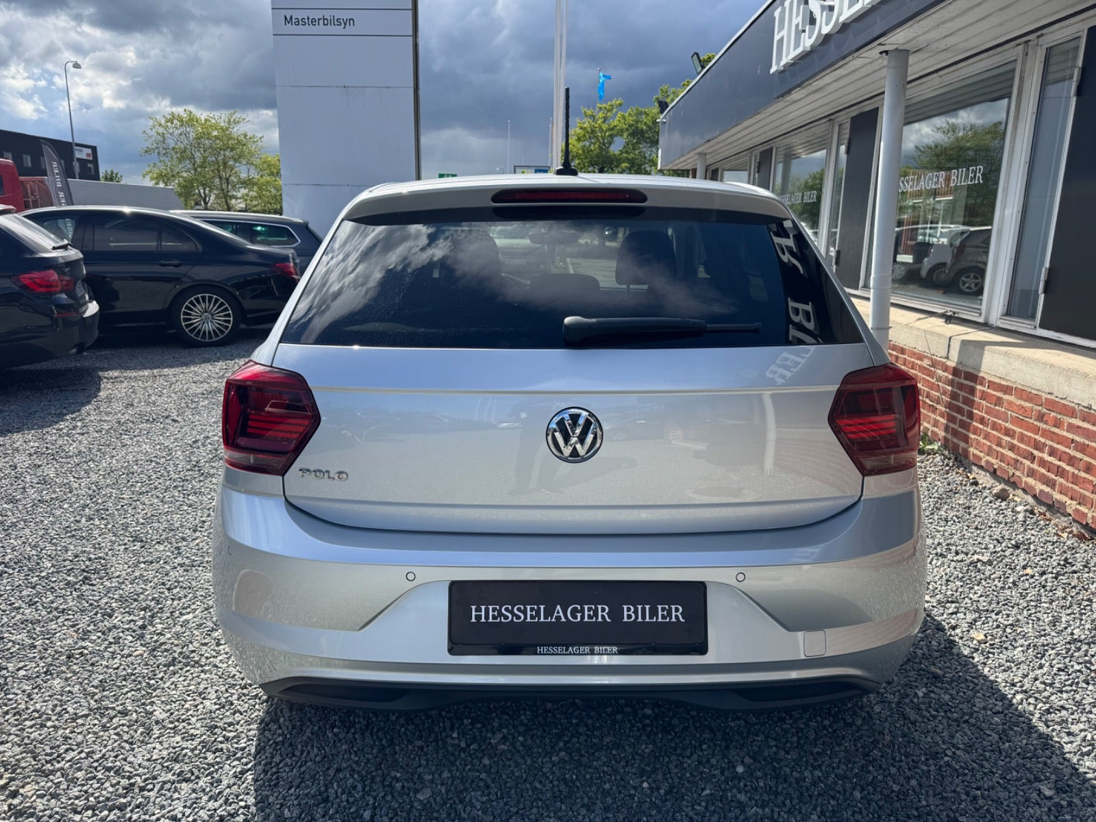 Sølv VW Polo fra 2018