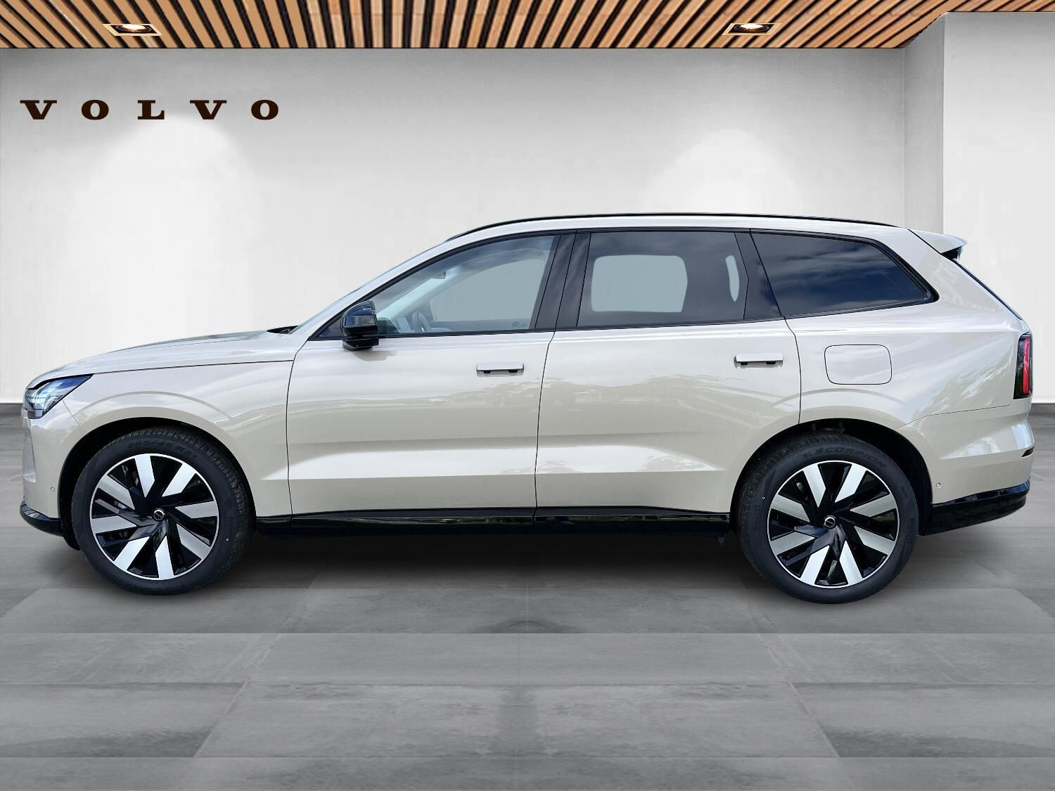 Beige Volvo EX90 fra 2025