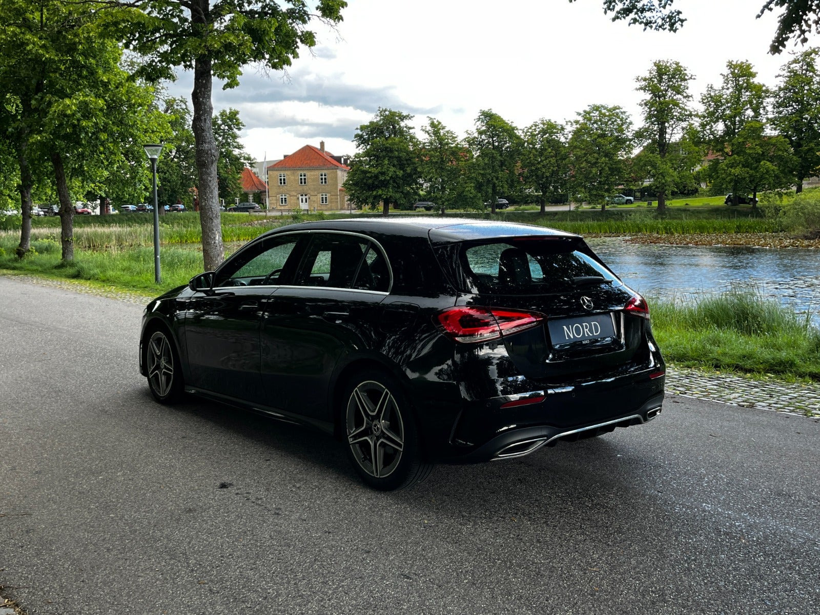 Sort Mercedes A200 fra 2022