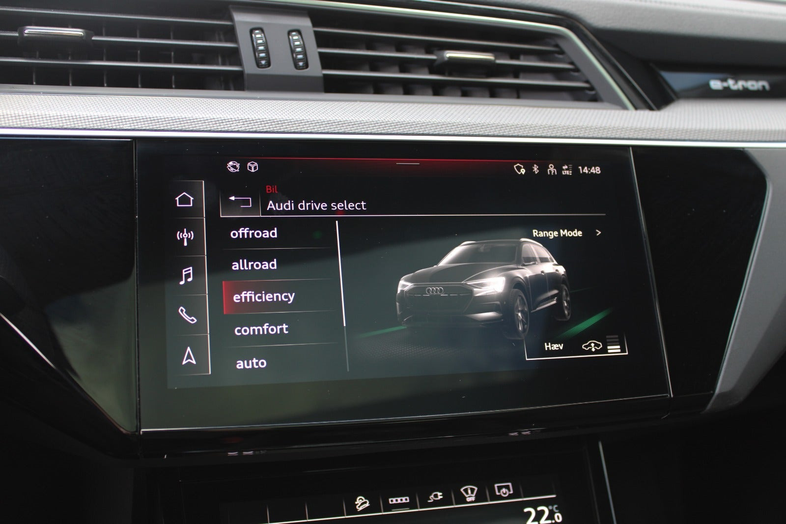 Sort Audi e-tron fra 2023