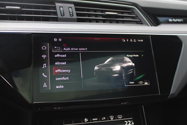 Sort Audi e-tron fra 2023