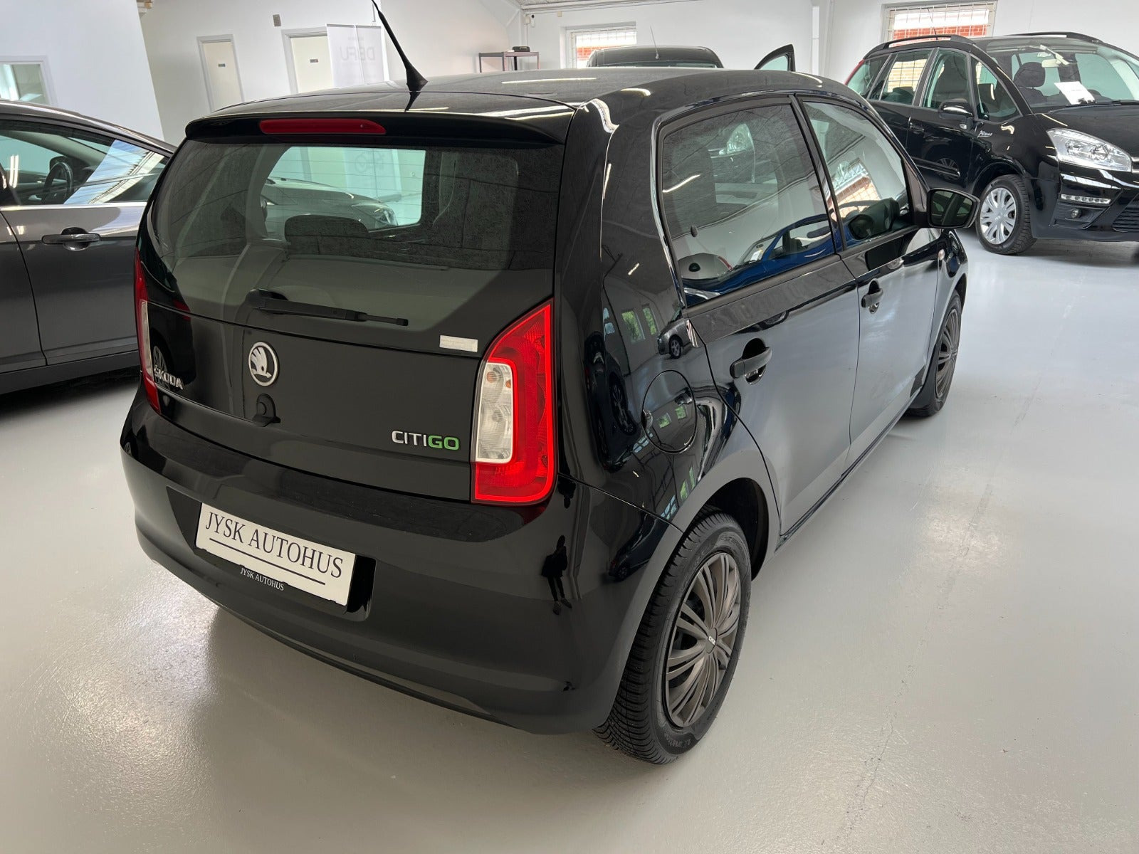 Sort Skoda Citigo fra 2013
