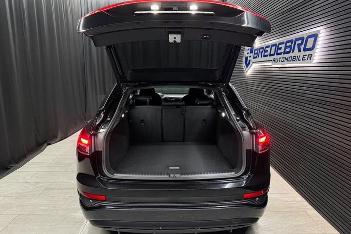 Sort Audi Q4 e-tron fra 2024