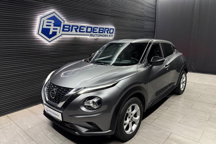 Grå Nissan Juke fra 2020 set udefra