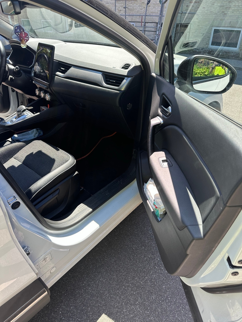 Hvid Renault Captur fra 2021