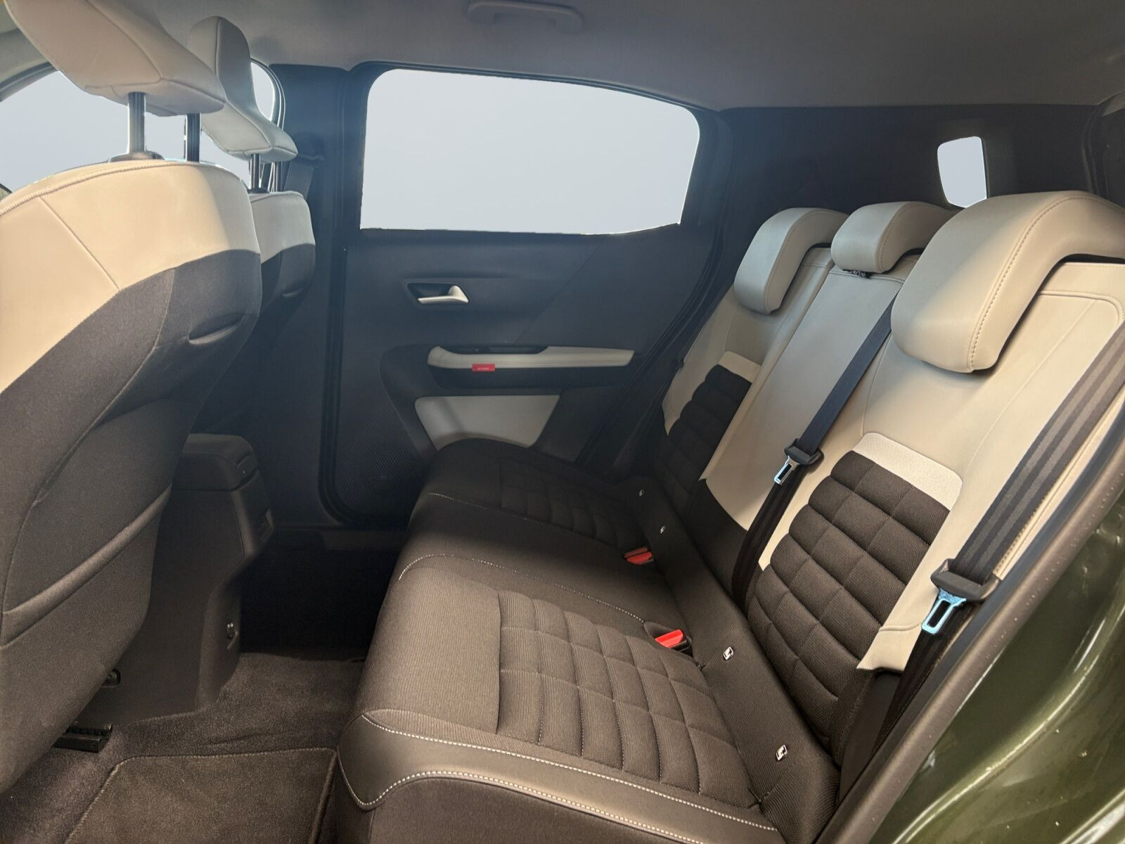 Grøn Citroën e-C3 Aircross fra 2025