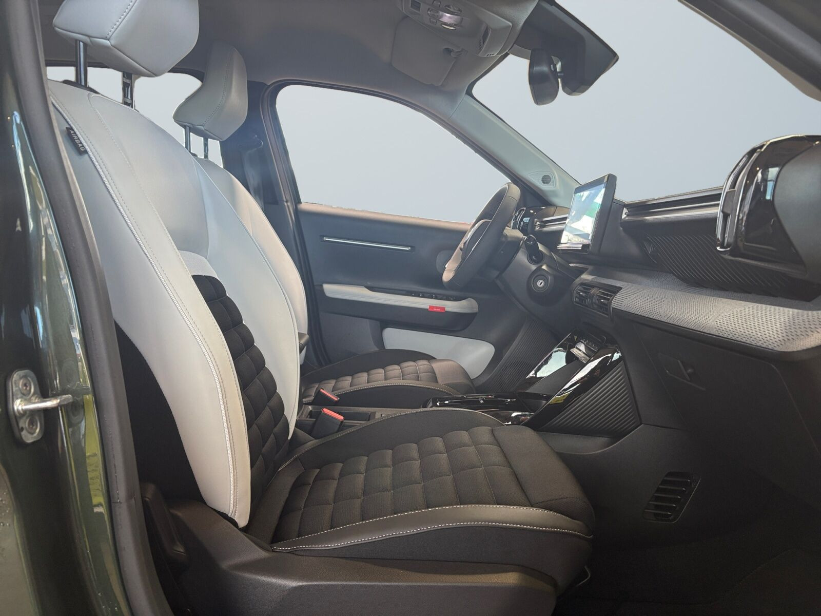 Grøn Citroën e-C3 Aircross fra 2025