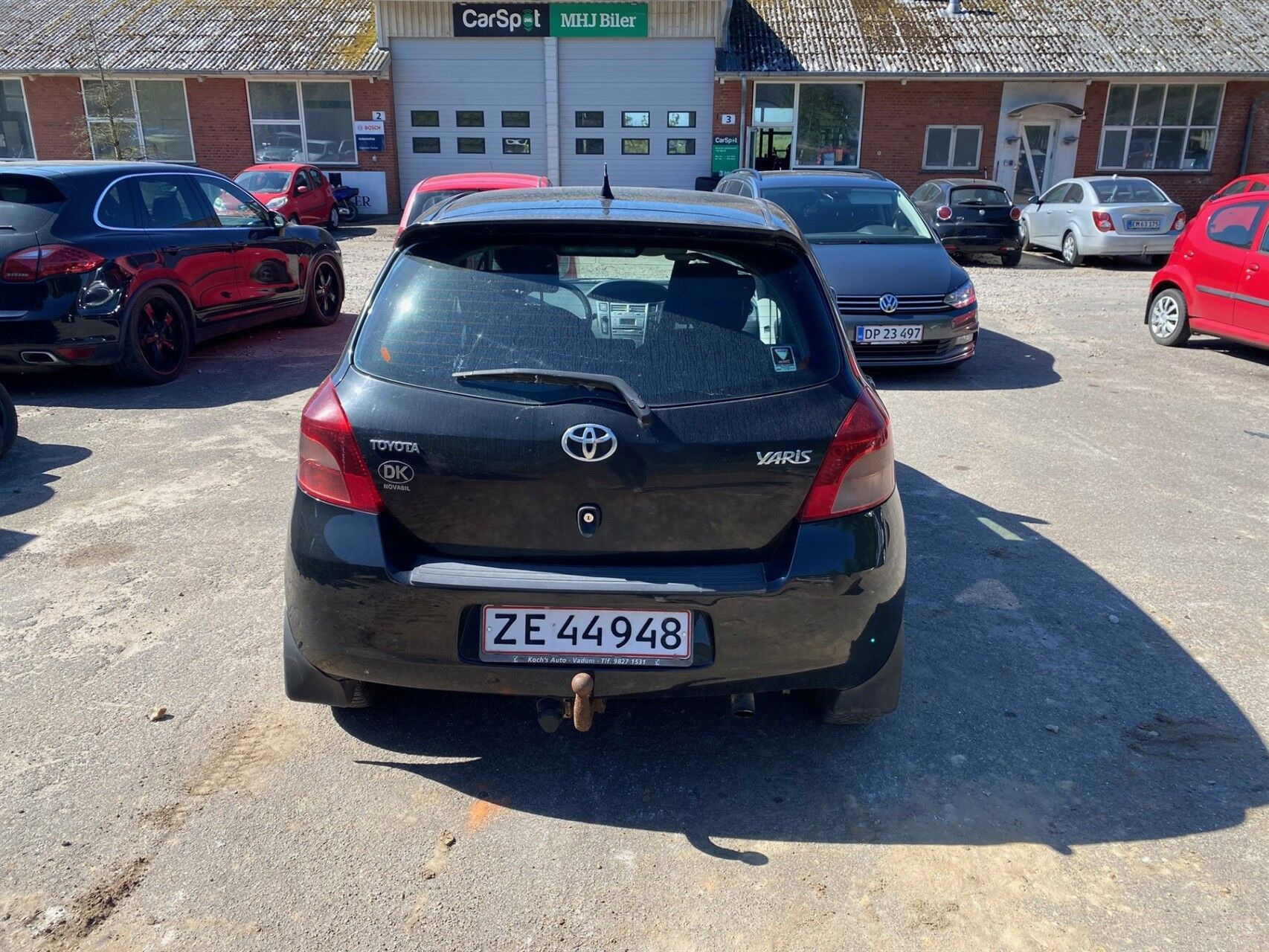 Sort Toyota Yaris fra 2008