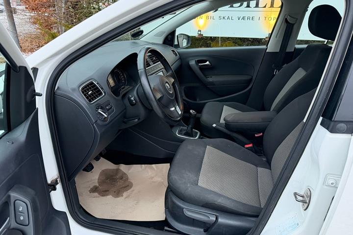 Hvid VW Polo fra 2011