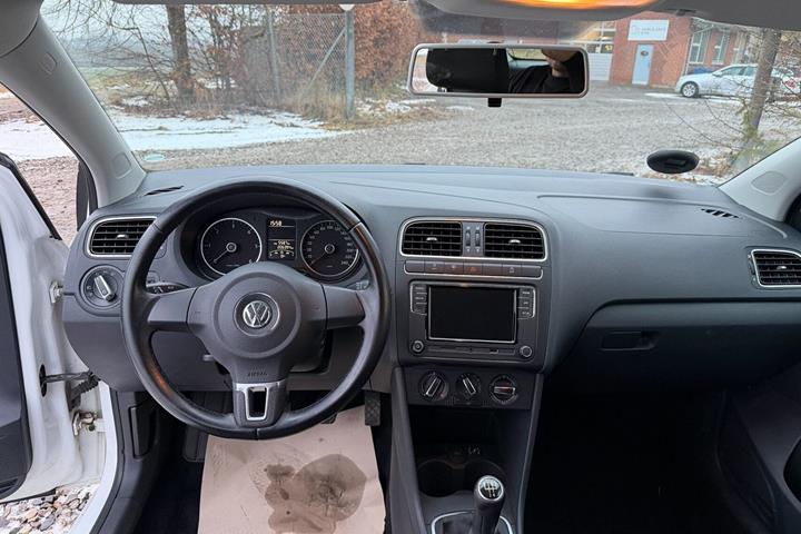 Hvid VW Polo fra 2011