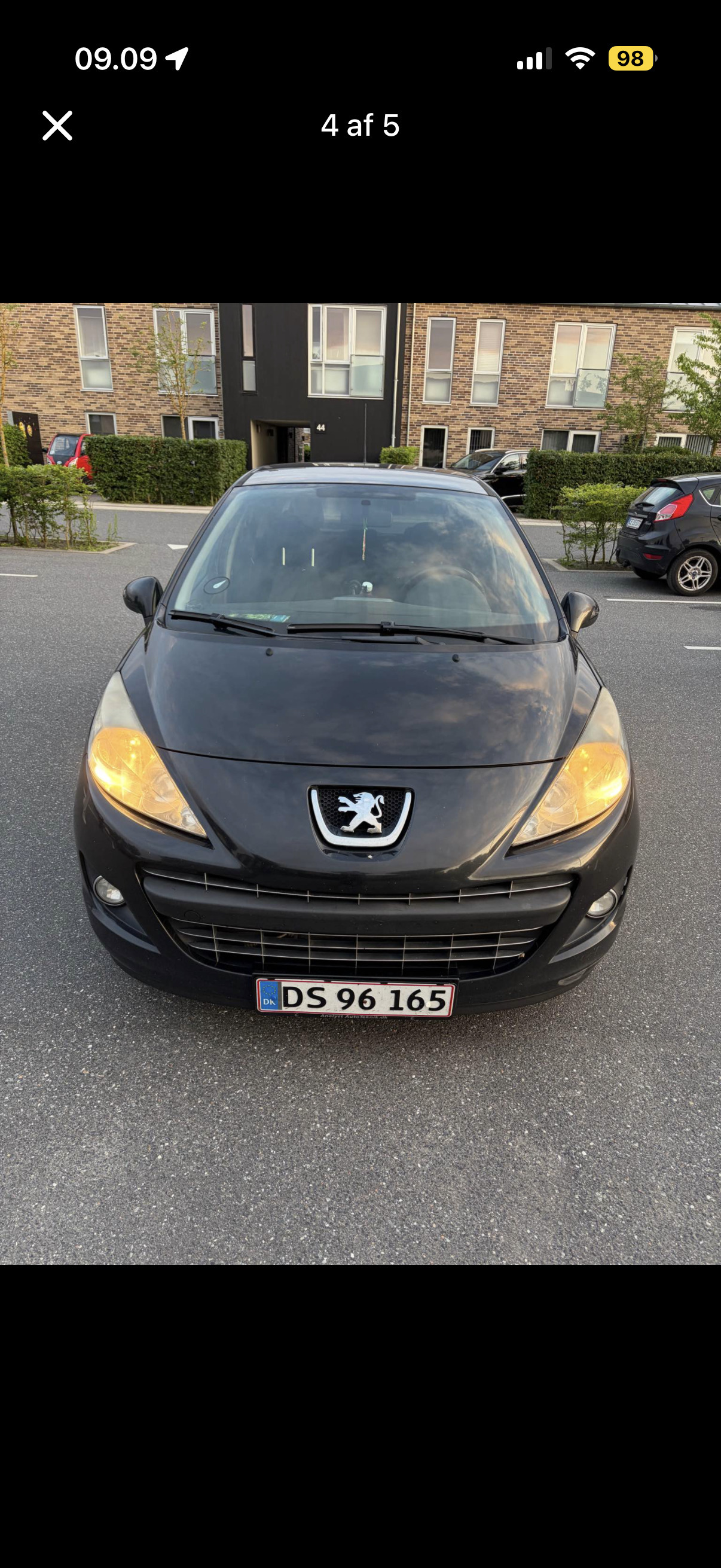 Sort Peugeot 207 fra 2010