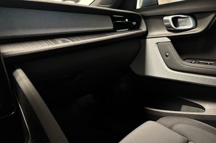 Sort Polestar 2 fra 2023