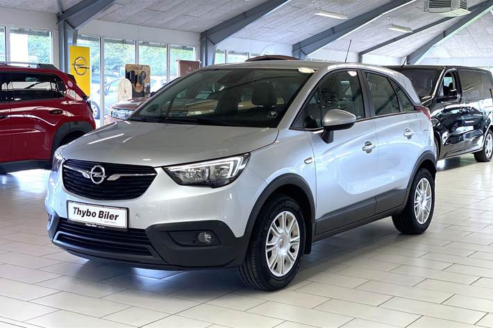 Grå Opel Crossland X fra 2017