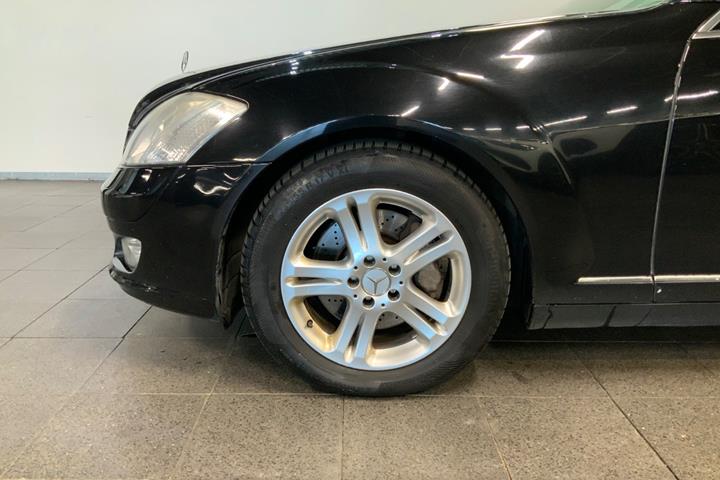 Sort Mercedes S350 fra 2006