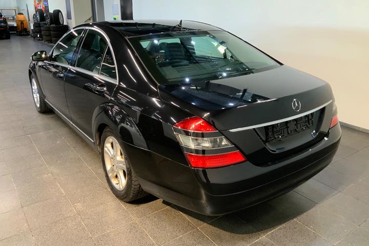 Sort Mercedes S350 fra 2006