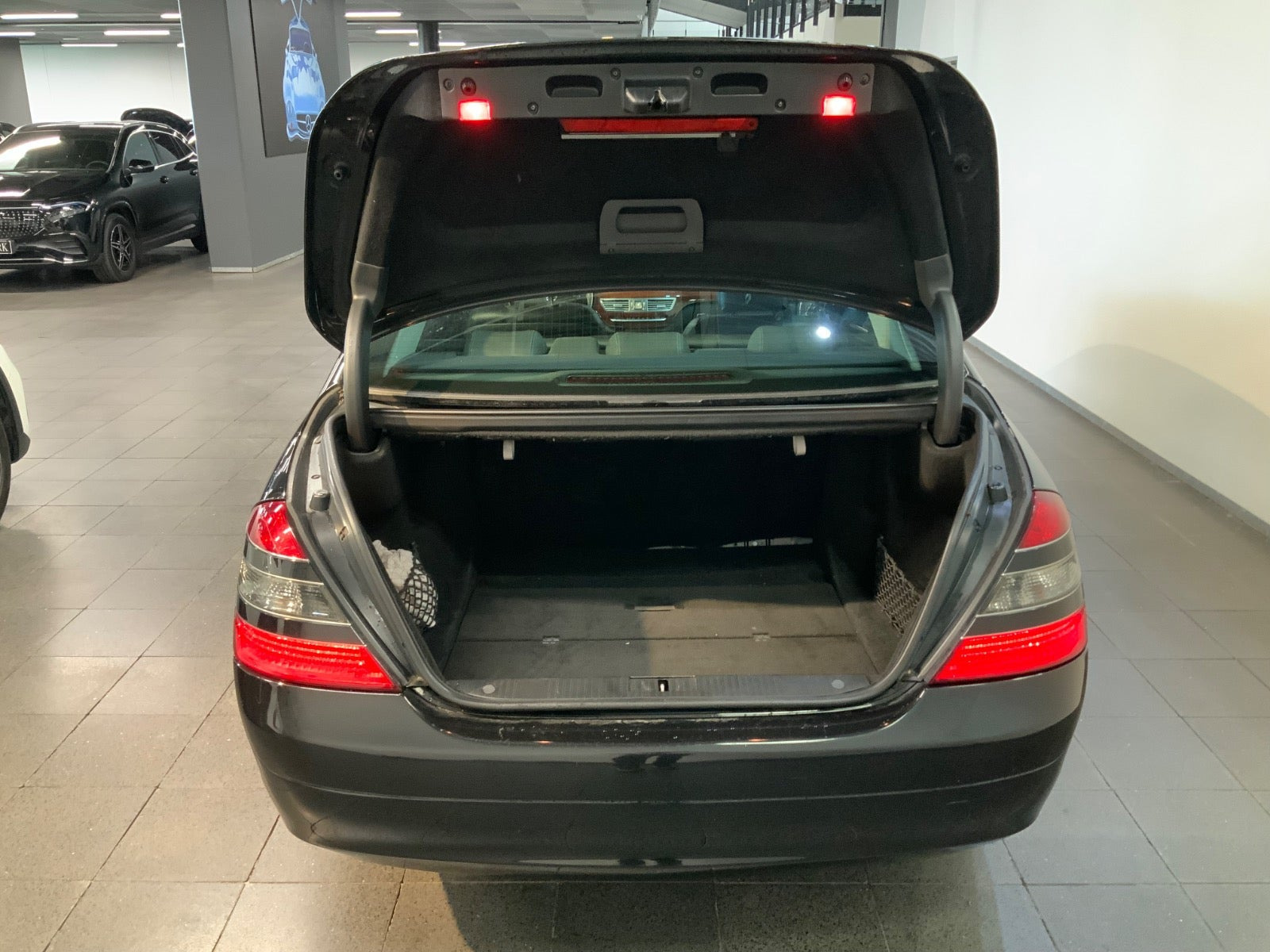 Sort Mercedes S350 fra 2006