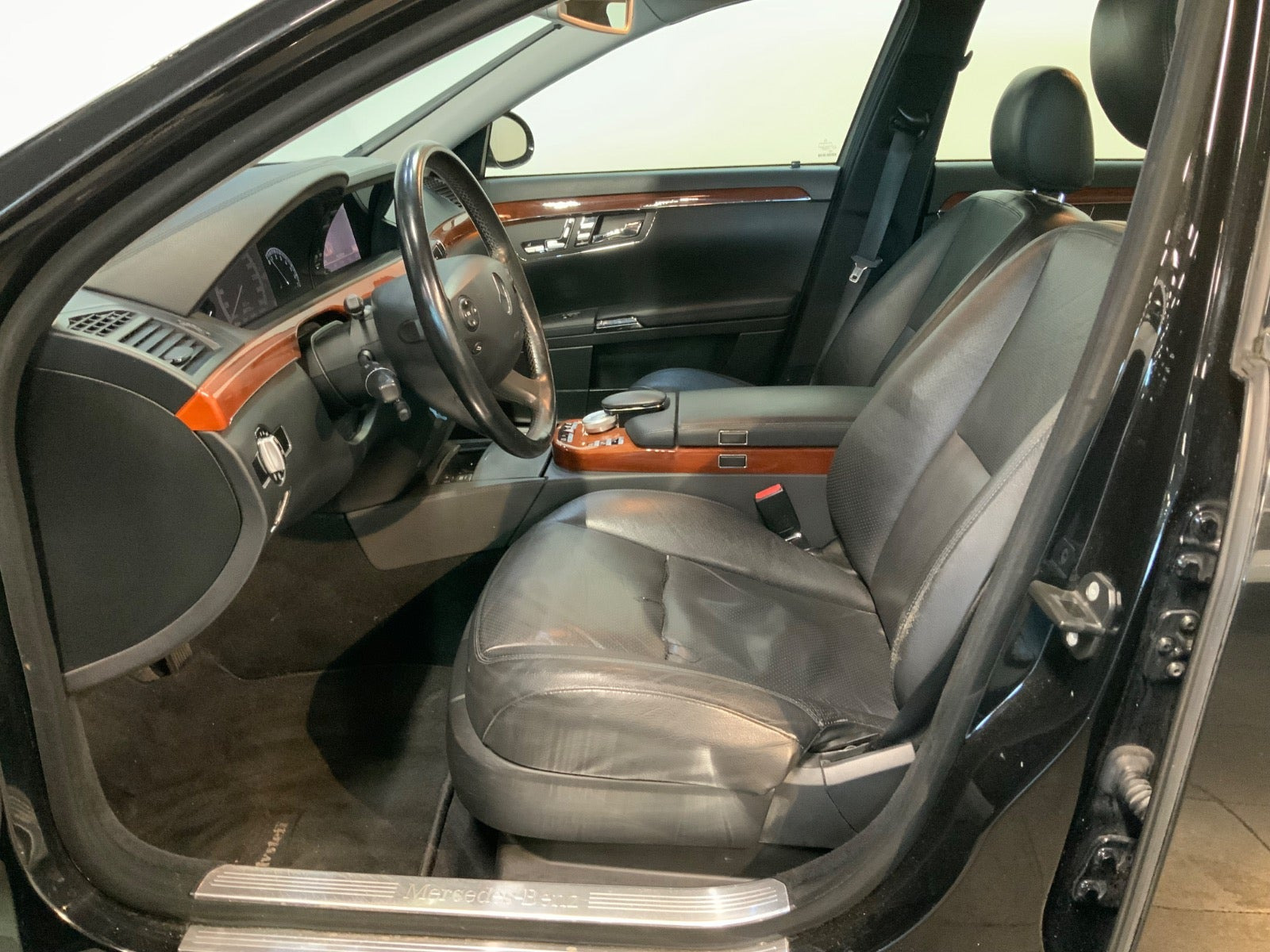 Sort Mercedes S350 fra 2006