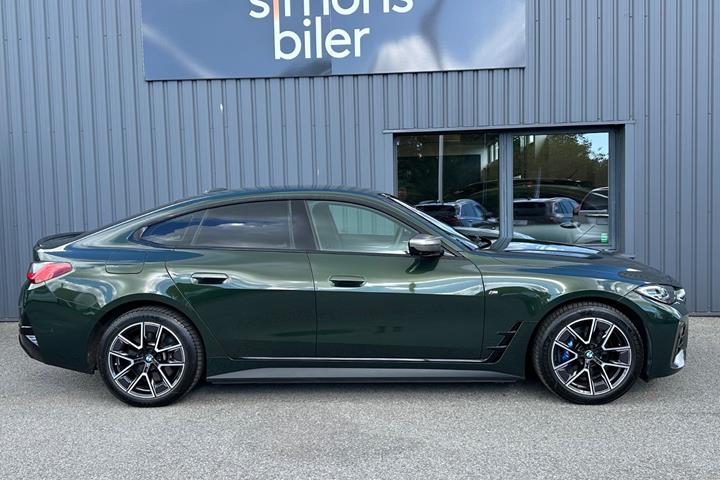 Grøn BMW i4 fra 2023