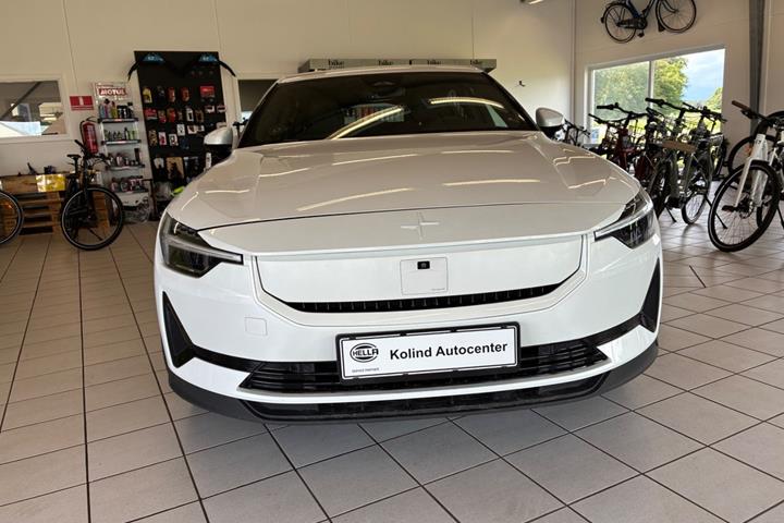 Hvid Polestar 2 fra 2024