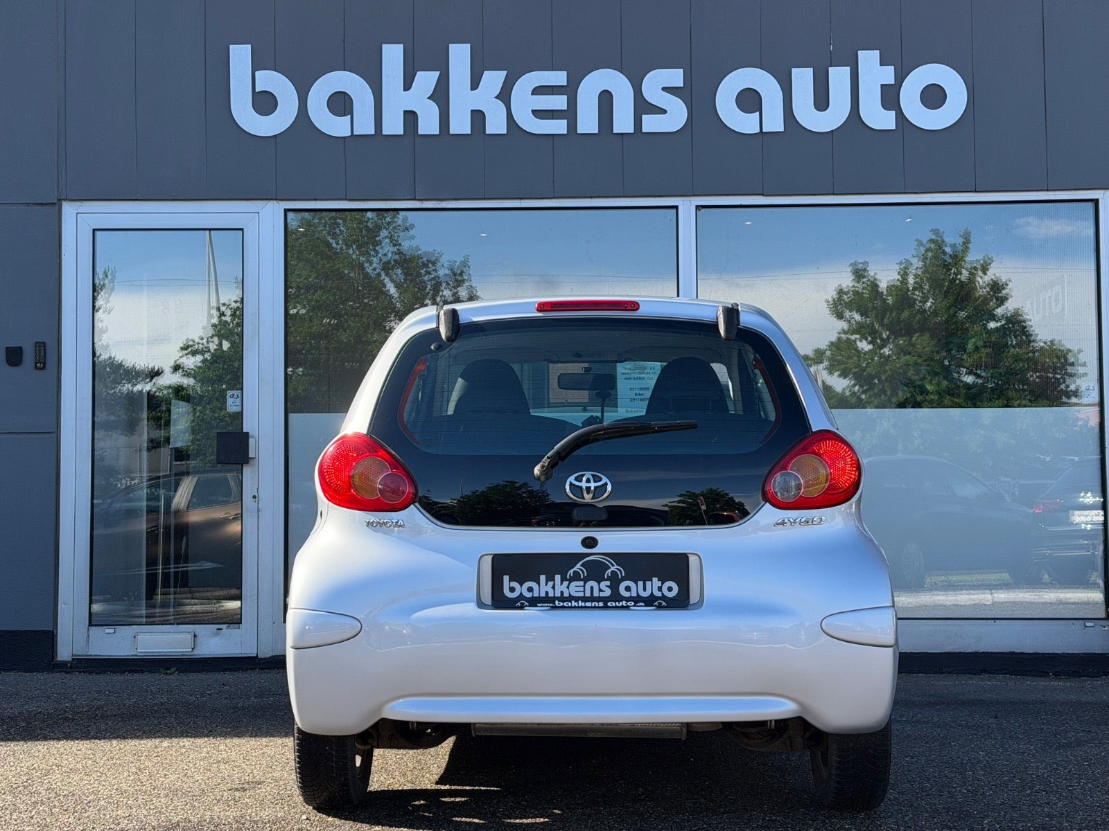 Sølv Toyota Aygo fra 2008