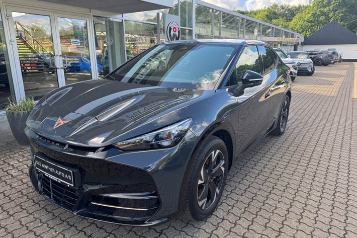Grå Cupra Tavascan fra 2025